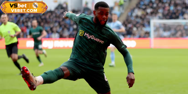 Harry Kane ca ngợi đồng đội cũ và tuyên bố học viên Tottenham là mối đe dọa